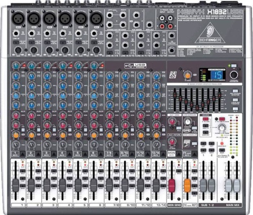 BEHRINGER X1832USB